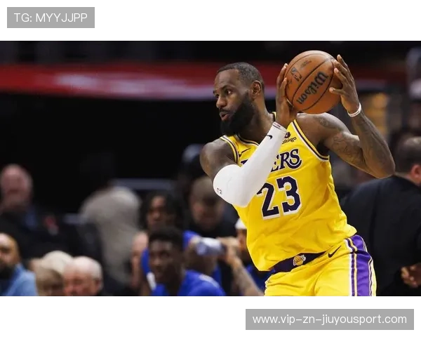 传奇再续：詹姆斯连续三场30+，谁能打破纪录？，詹姆斯连续25分